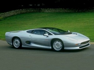 jaguar-xj220_08-clanok.jpg